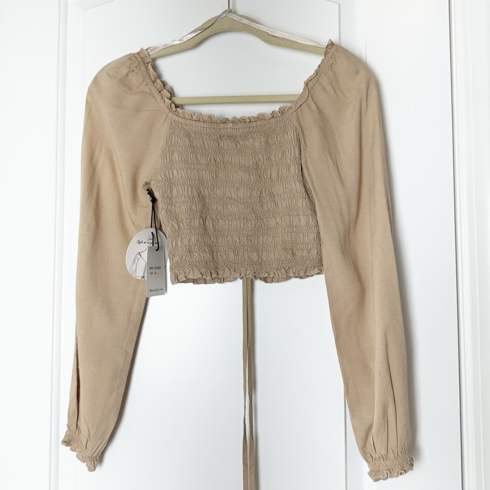 NWT! Japna Cinched Long Sleeve Cropped Top